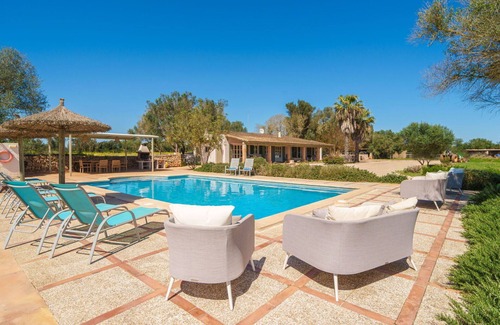 Felanitx House | Stunning private villa for 6 people with WIFI, private pool, A/C, TV and terrace