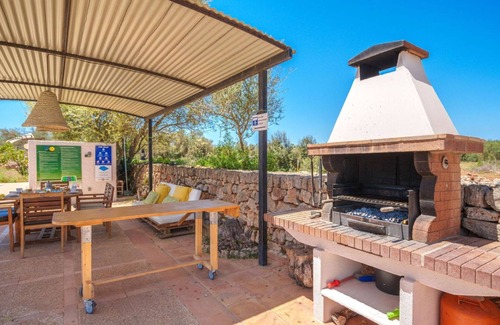 Felanitx House | Stunning private villa for 6 people with WIFI, private pool, A/C, TV and terrace