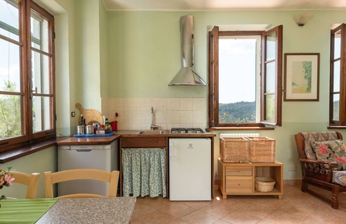 Montieri Villa | Stunning private villa for 7 people with patio, pets allowed and parking