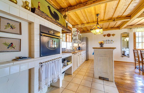 Gilowice Villa | Stunning private villa with private pool, hot tub, WIFI, TV, terrace, pets allowed and parking