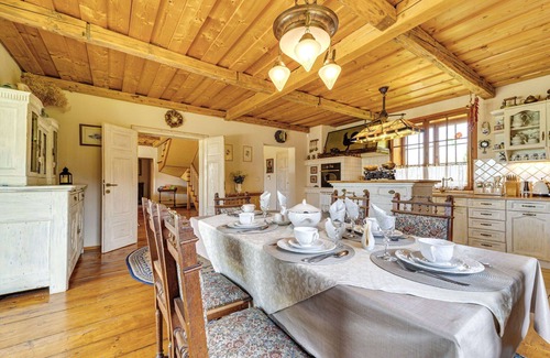 Gilowice Villa | Stunning private villa with private pool, hot tub, WIFI, TV, terrace, pets allowed and parking