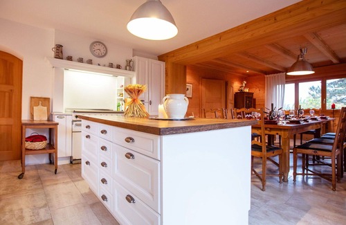 Villars-sur-Ollon House | Stunning private villa for 11 people with WIFI, TV, terrace, pets allowed and parking