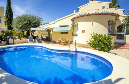 Orba House | Stunning private villa for 6 people with private pool, A/C, WIFI, TV, terrace and parking