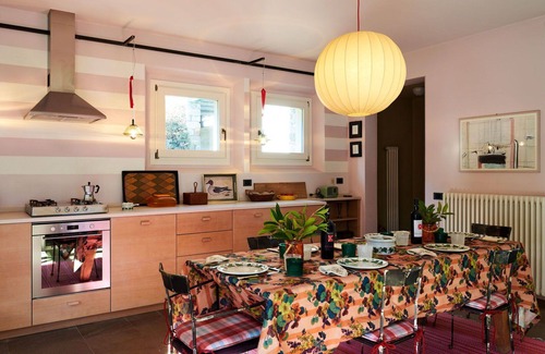 Griante Villa | Stunning private villa for 6 guests with WIFI, private pool, terrace, pets allowed and parking