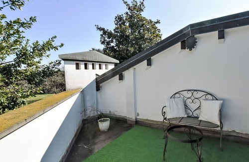 Rovato Villa | Stunning private villa with A/C, hot tub, private pool, WIFI, TV, patio, pets allowed and parking