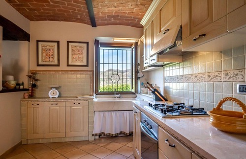 Vesime House | Stunning private villa for 8 guests with WIFI, private pool, TV, patio, pets allowed and parking