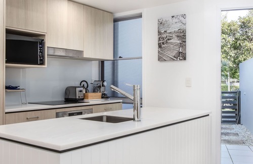 Casuarina Apartment | Stunning She Oak Lane - 2 Bedroom Apartment!