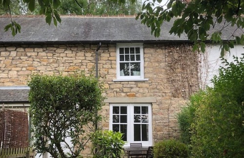 Stocksfield Cottage | Stunning stone cottage in Stocksfield .