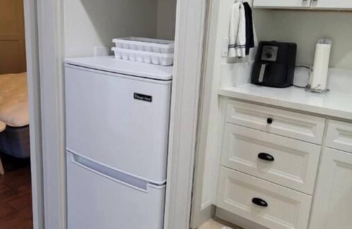 Rancho Bernardo Apartment | Stunning Studio w/Yard and Hot Tub - Suite B
