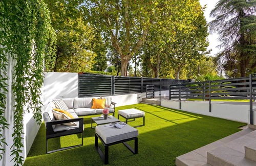 Distrito Norte Sierra Apartment | Stunning studio with terrace, pool and parking. Arruzafa II