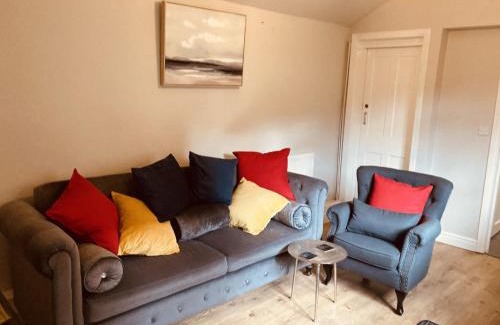Kidderminster Apartment | Stunning Stylish & Spacious Ground Floor Apartment, Kidderminster