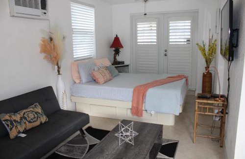 Miami Gardens House | Stunning suite by hard rock stadium and casino