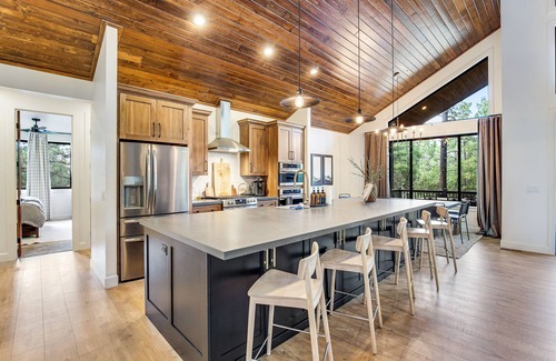 Torreon House | Stunning Torreon home with expansive deck, grill, fireplace, & AC