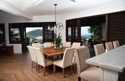 Castries Quarter House | Stunning Tropical Vacation Villa With Fantastic Views