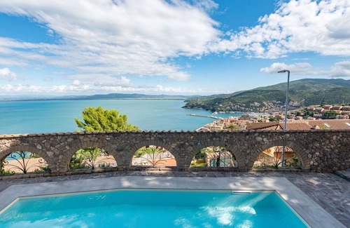 Monte Argentario House | Stunning villa for 8 guests with WIFI, pool, TV and terrace