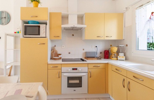 Hauteville-sur-Mer House | Stunning villa for 6 guests with WIFI, TV, terrace and parking