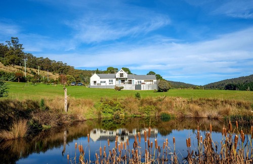 Koonya Apartment | Stunning views, great walks,self contained unit