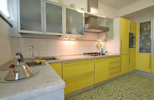 Ronchi Villa | Stunning villa for 6 guests with WIFI, TV, terrace and panoramic view, close to Forte Dei Marmi