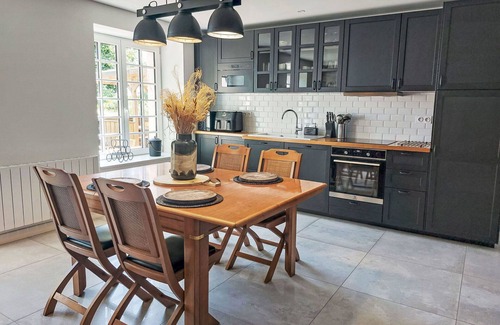 Plurien House | Stunning villa for 3 guests with WIFI, TV, patio and parking