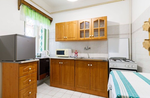 Balatonboglar House | Stunning villa for 10 people with WIFI, TV and parking