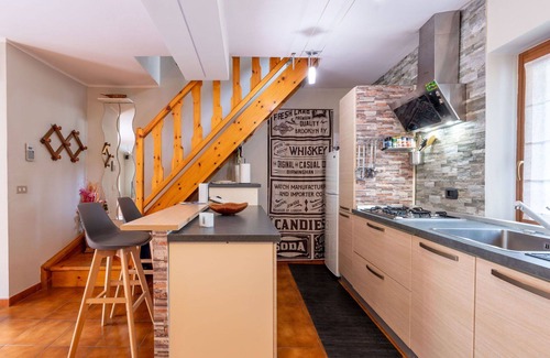 Barche House | Stunning villa for 5 people with WIFI, TV, patio, pets allowed and parking