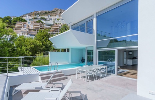 Altea la Vella Villa | Stunning villa for 10 guests with WIFI, private pool, A/C, TV and patio