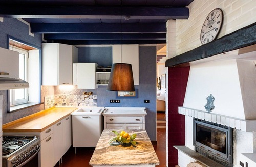 Stellanello House | Stunning villa for 4 guests with WIFI, terrace, pets allowed and parking