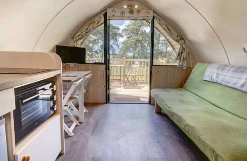 Langley-on-Tyne House | Stunning villa for 5 guests with WIFI, pets allowed and parking