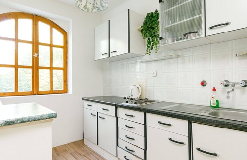 Siofok-Sosto House | Stunning villa for 7 people with TV, terrace, pets allowed and parking