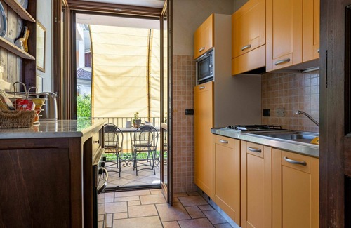 Narzole House | Stunning villa for 8 people with A/C, private pool, hot tub, WIFI, TV, terrace and parking