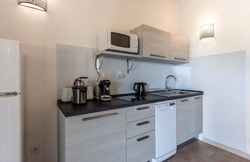 Monticello House | Stunning villa for 4 people with WIFI, A/C, TV, terrace, pets allowed, panoramic view and parking