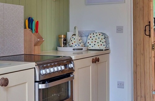 Halfway House House | Stunning villa for 4 people with terrace and parking