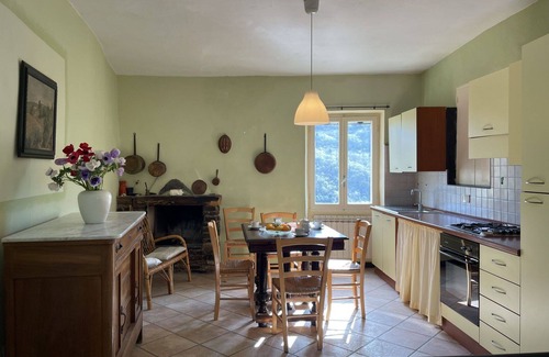 Pietrabruna House | Stunning villa for 5 people with WIFI, TV, terrace, pets allowed and panoramic view