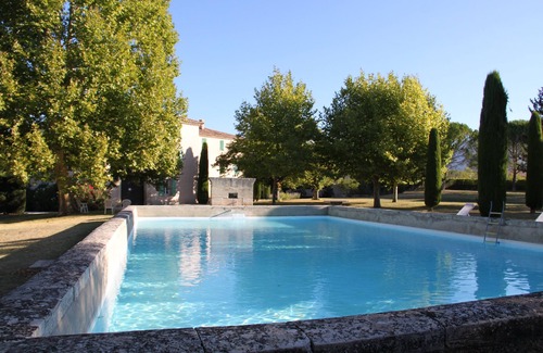 Crillon-le-Brave House | Stunning villa at the foot of Mont Ventoux, swimming pool in a large park