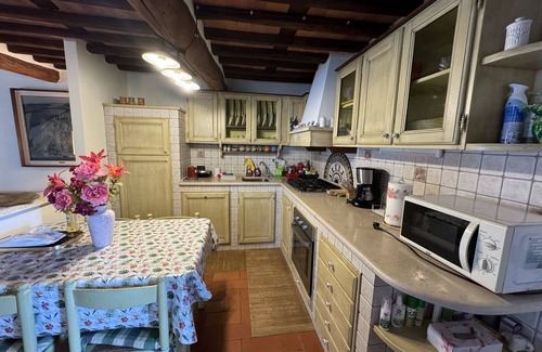 Castelvecchio Villa | Stunning villa with private pool, WIFI, A/C, TV, terrace and panoramic view, close to Lucca