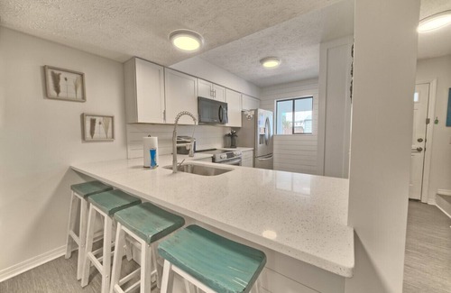 Riviera Beach House | Stunningly Remodeled 2-Bedroom Townhouse Across the Street From the Beach!