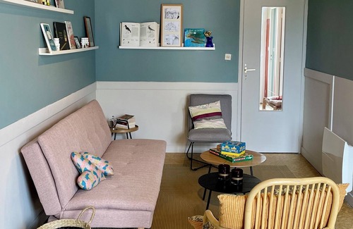 Brignogan-Plage Apartment | Stylish/cosy apartment, in the heart of town, 50 metres from the beach Brignogan-Plages