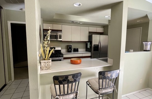 Baristo Condo | Style and Serenity 1 mile from downtown Palm Springs!