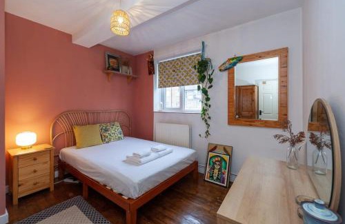 Homerton Apartment | Stylish 1 Bedroom Apartment in Hackney