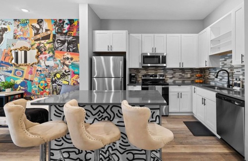 South Nashville Apartment | Stylish 1BR Retreat - Close to Music City Magic!