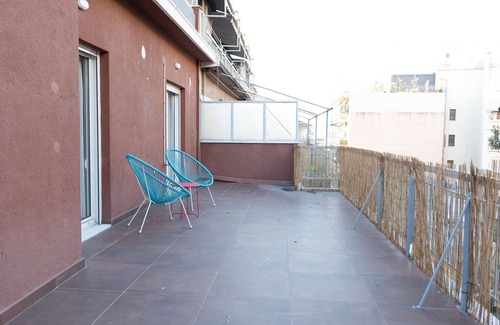 Thissio Apartment | Stylish 2 bedroom Apt in Thiseion, large balcony