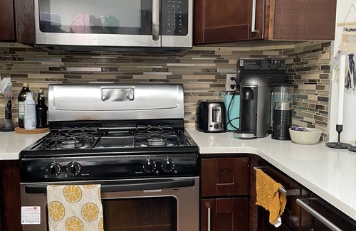 Crown Heights Apartment | Stylish 2 Bedroom in Beautiful Brooklyn Brownstone