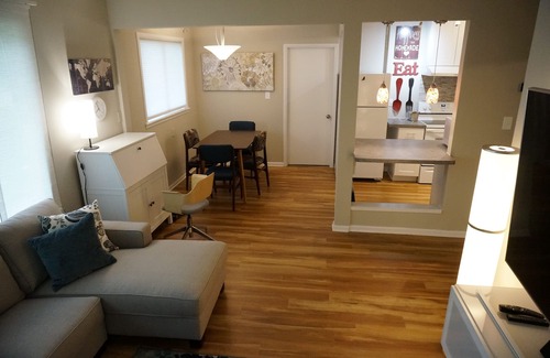 Plymouth House | Stylish 2-Bedroom Plymouth Home