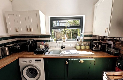 Riverside House | Stylish 2BD Home near Millenium Stadium, Cardiff