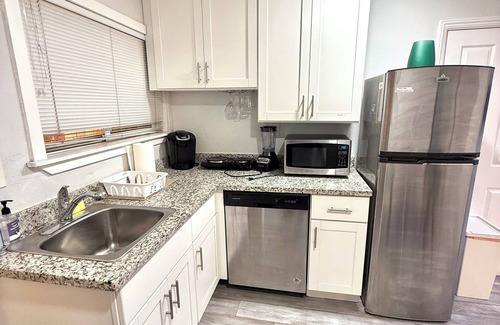 Rose Glen House | Stylish 2BR/2BA Retreat - SJC Downtown&Santana Row- Ideal for Travelers