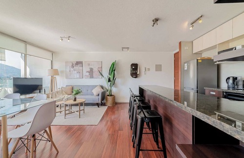 Apoquindo Apartment | Stylish 2BR in Las Condes Walk to Mall & Park