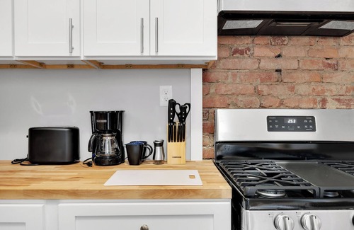 Mount Washington House | Stylish 2BR! Off-Street Parking!