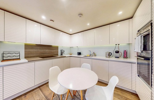 Barbican Apartment | Stylish 3 Bedroom Apartment in the heart of Clerkenwell