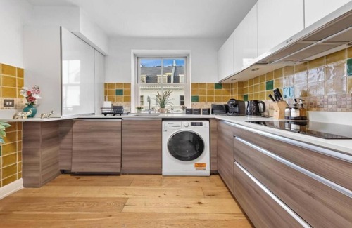 Bayswater Apartment | Stylish 3-Bedroom Apartment Near Hyde Park