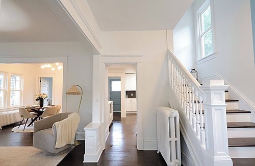 Merriam Park House | Stylish 3BR Retreat on Selby Ave/Walk to Cafés, Near MOA, Airport & Colleges